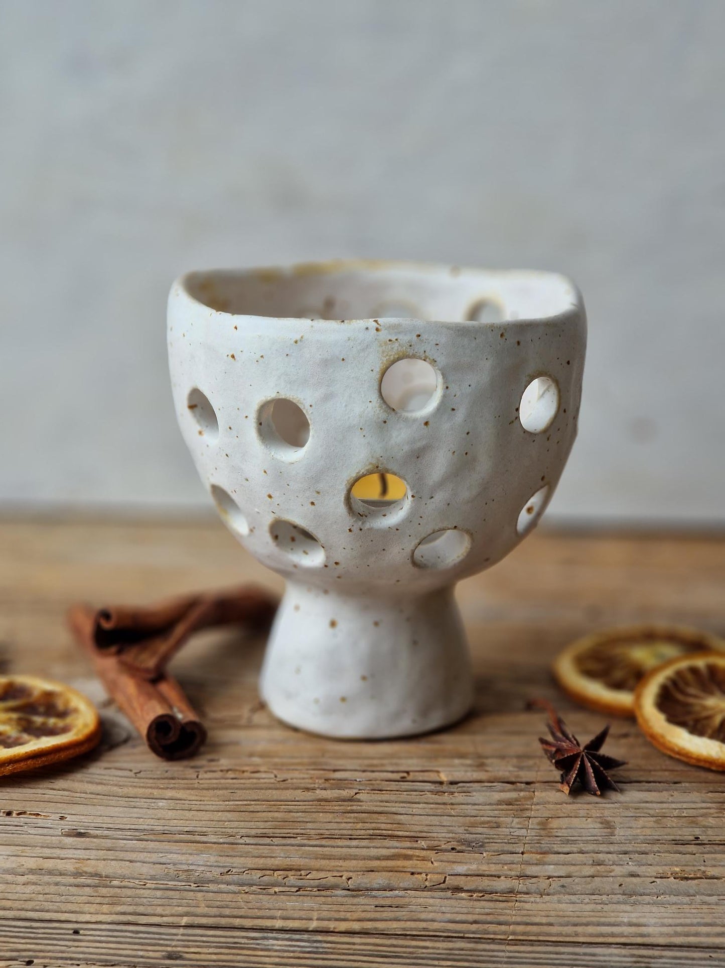 Ceramic tealight holder Nr. 4