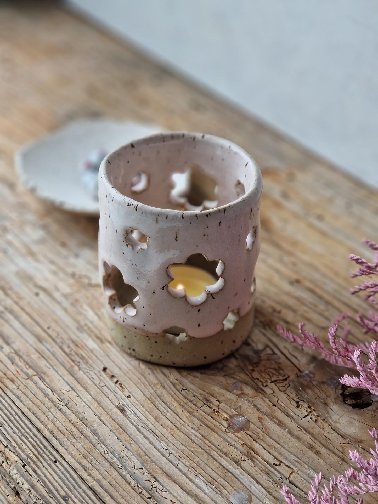 Ceramic luminary