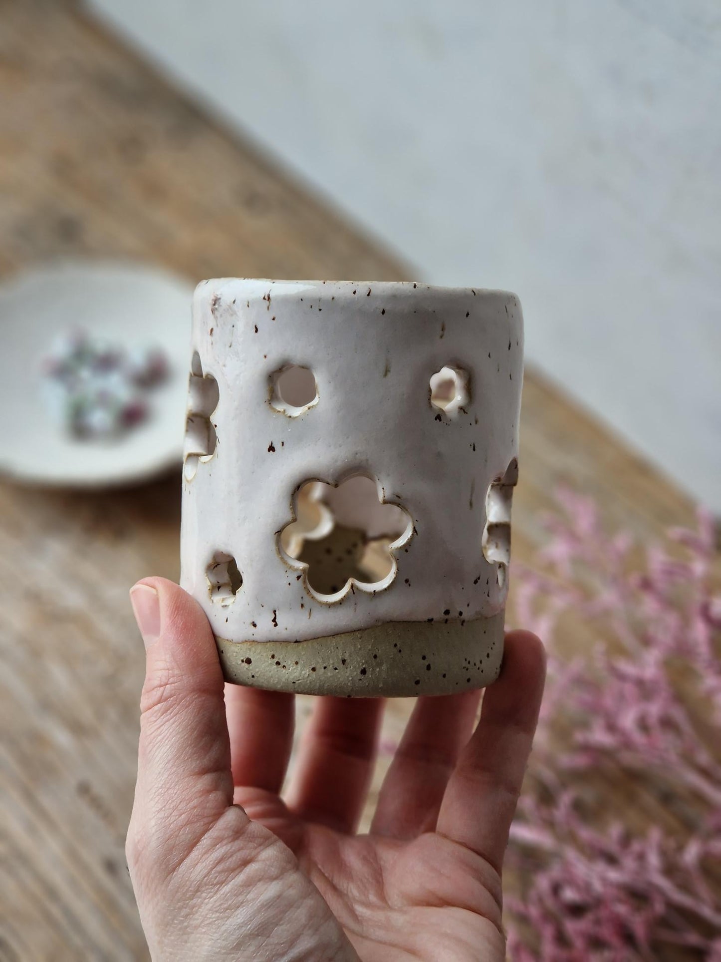 Ceramic luminary