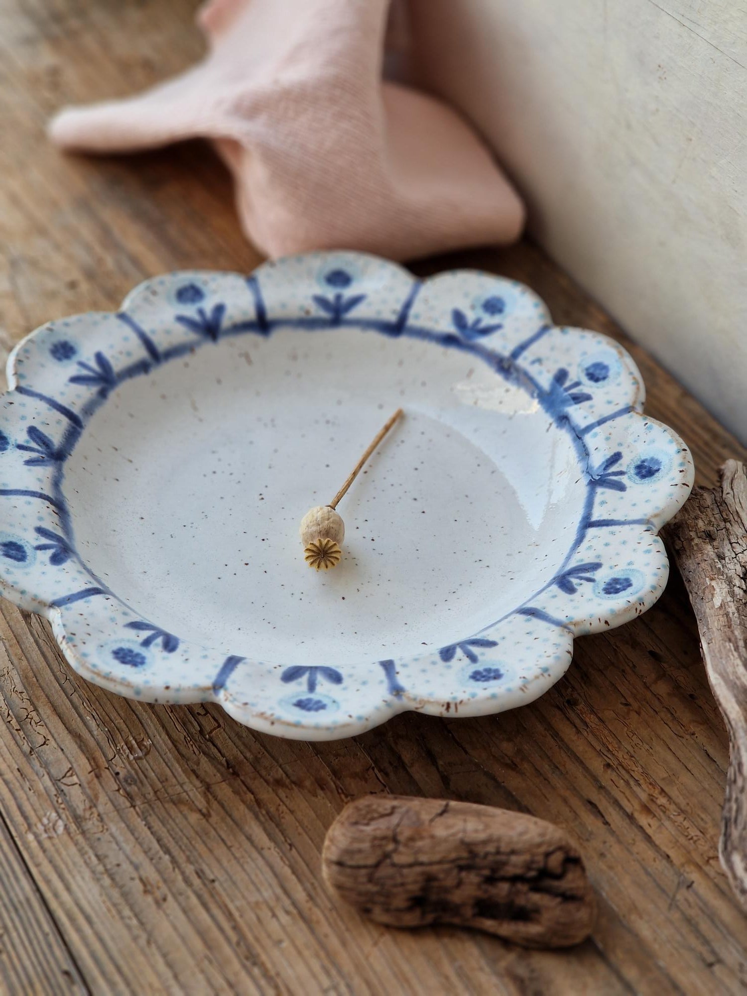 Shallow bowl plate – Isla Clay