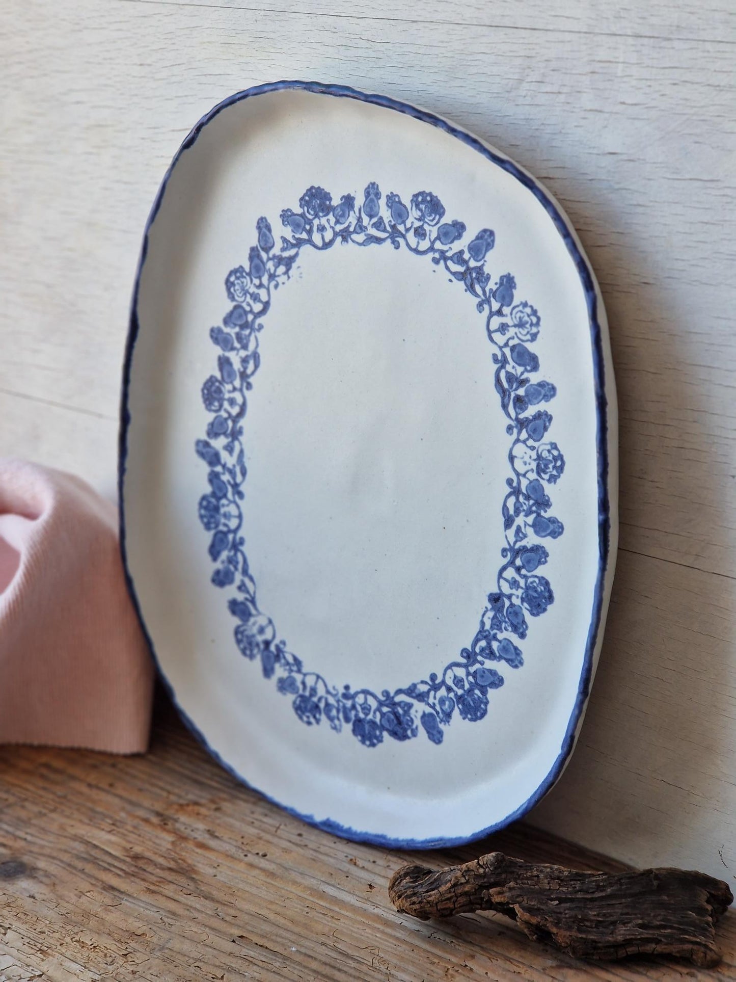 Folk Art Serving Platter Nr. 2