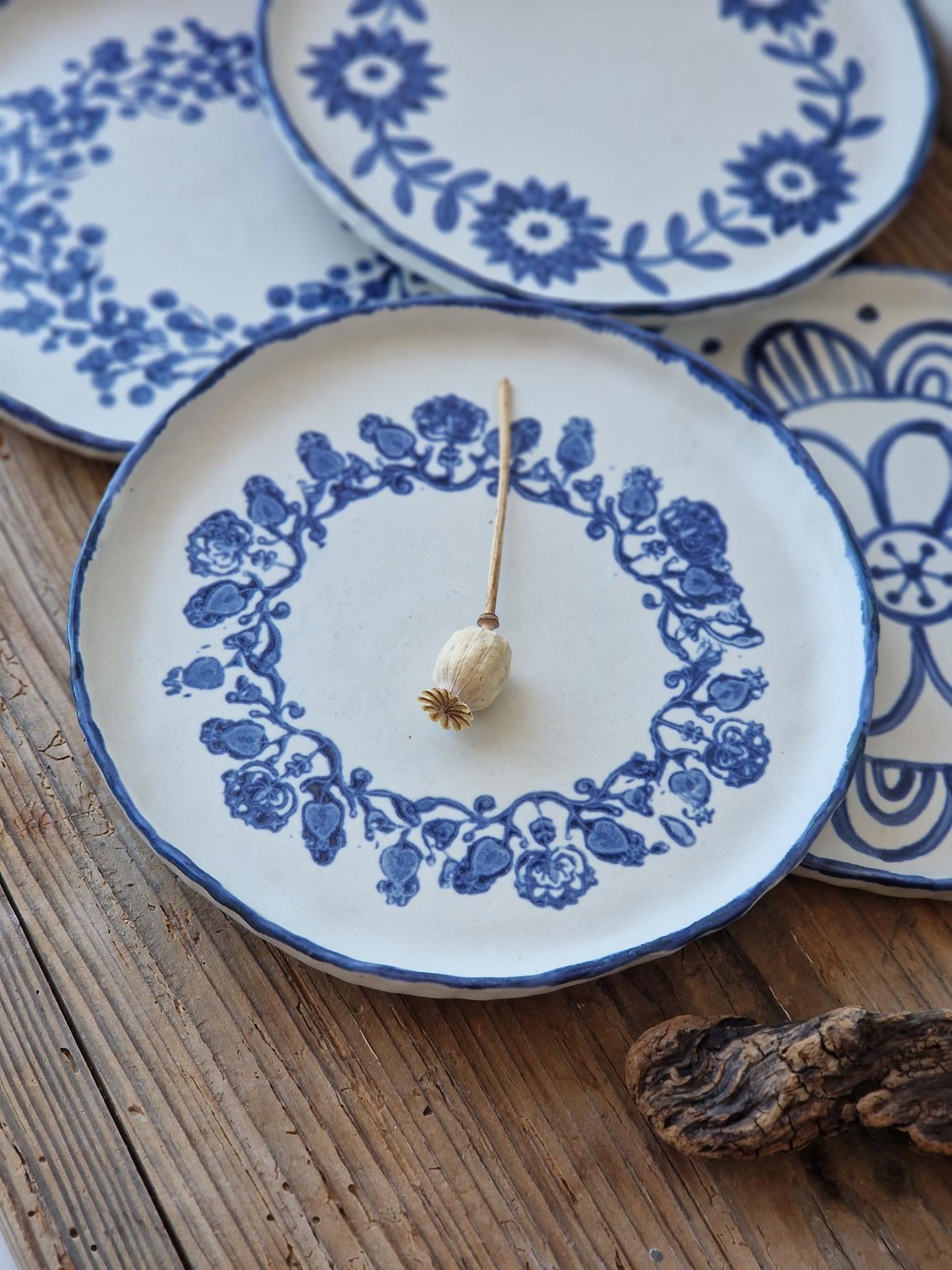 SET of 4 bread / side plates