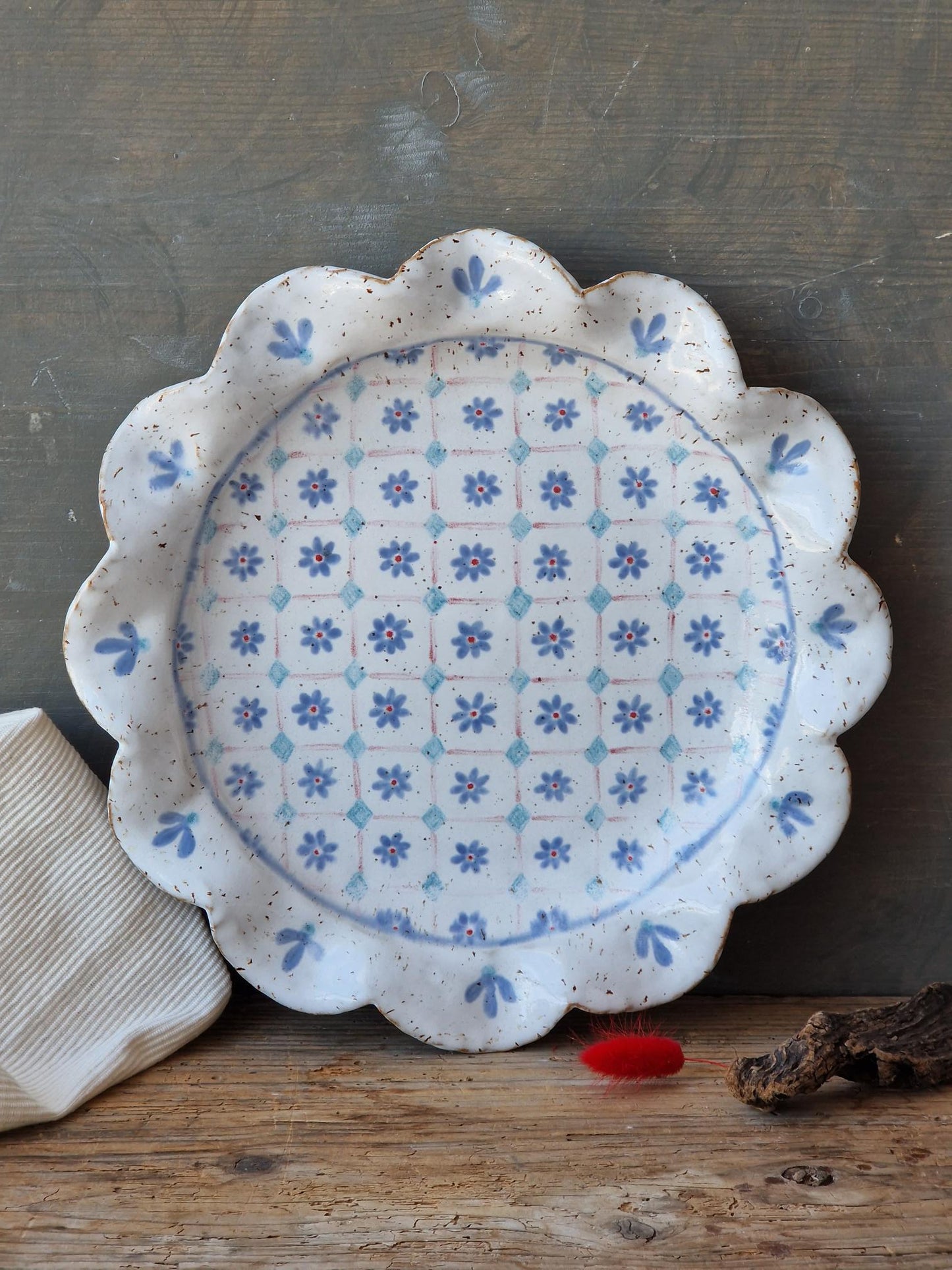 Scalloped large floral platter Nr. 2