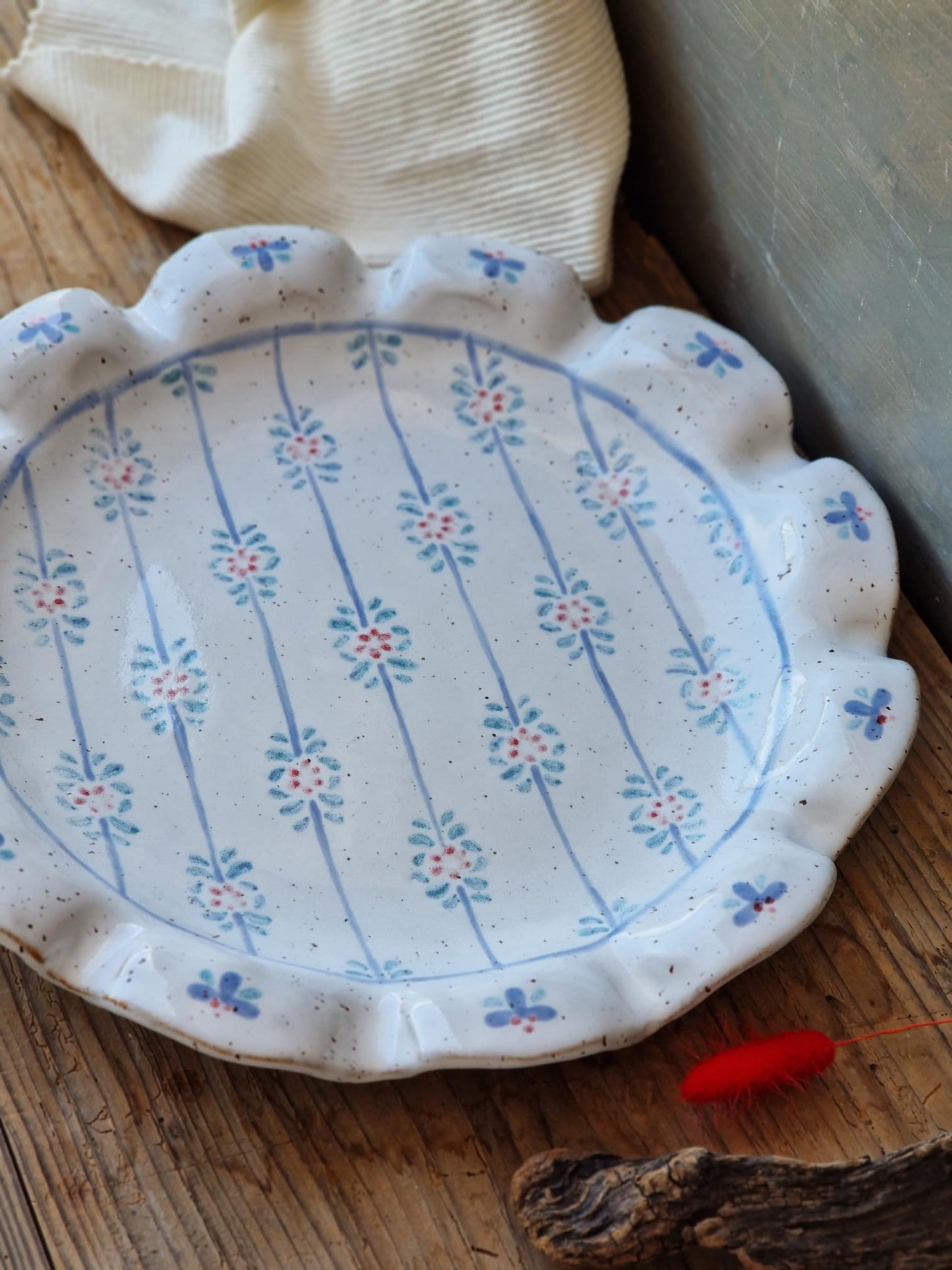 Scalloped large floral platter Nr. 3
