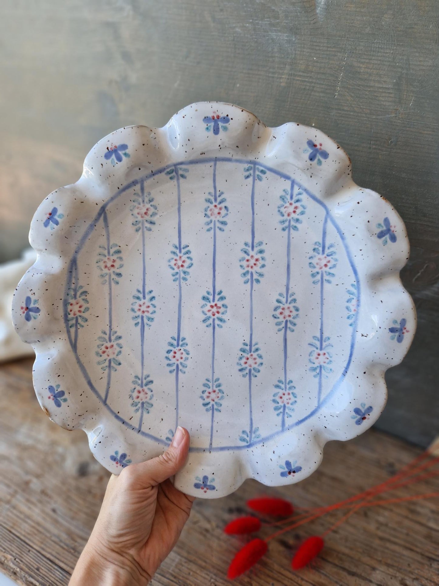 Scalloped large floral platter Nr. 3