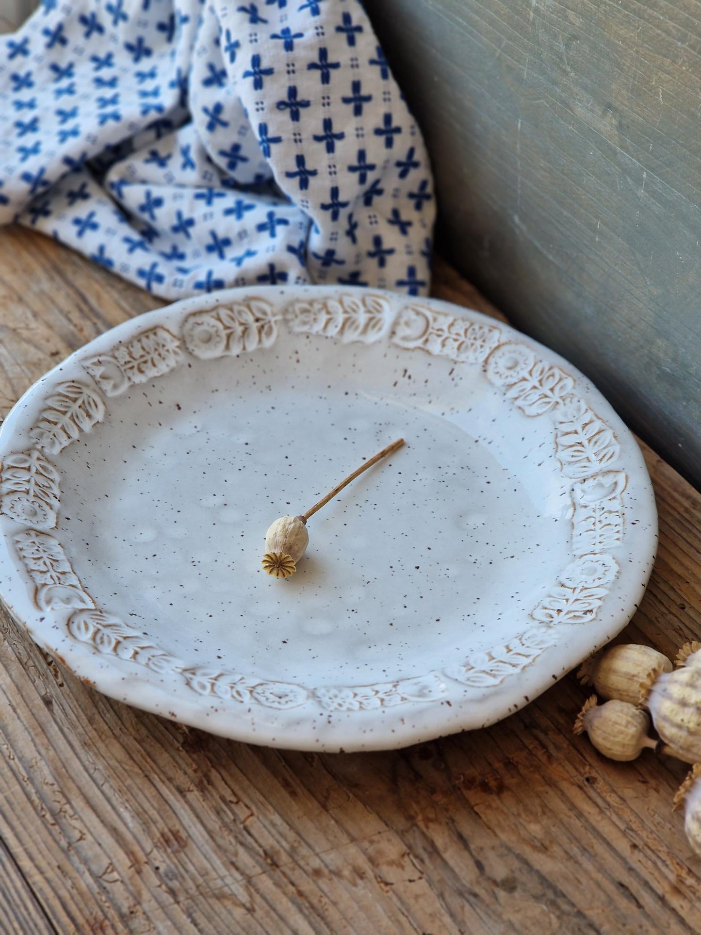 Rustic dessert / salad plate 10"