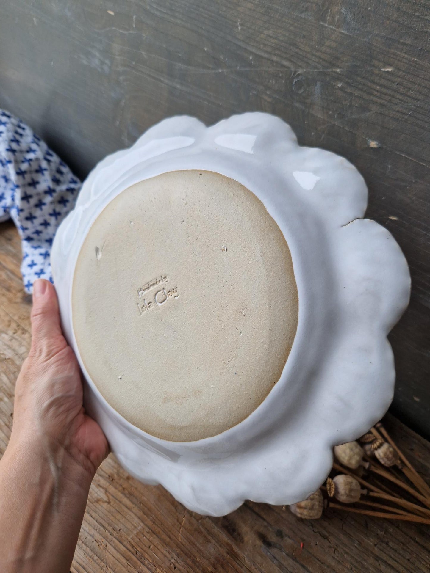 Slightly flawed shallow bowl / plate Nr. 2