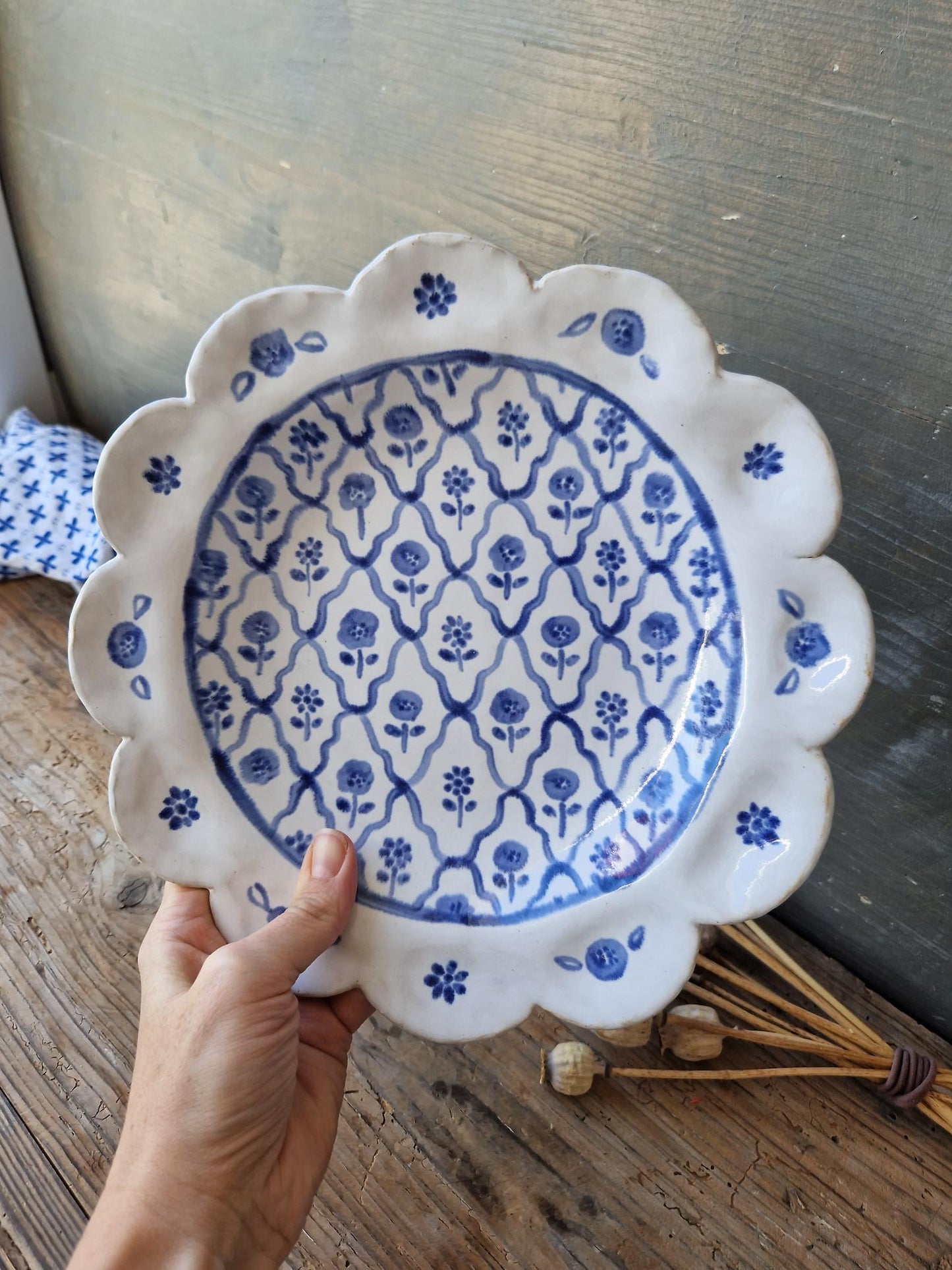 Slightly flawed shallow bowl / plate Nr. 2