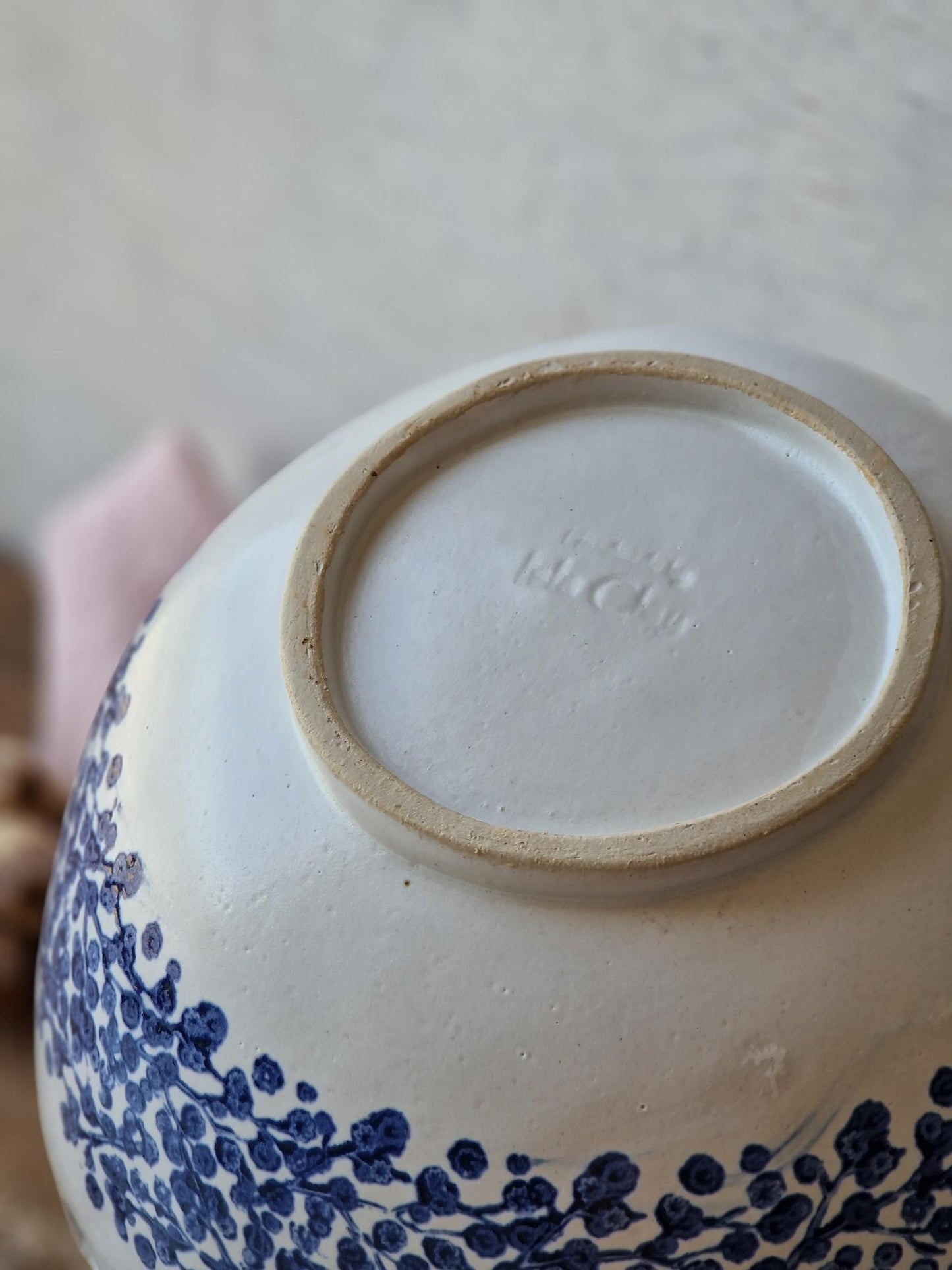 Floral fruit bowl with scalloped rim