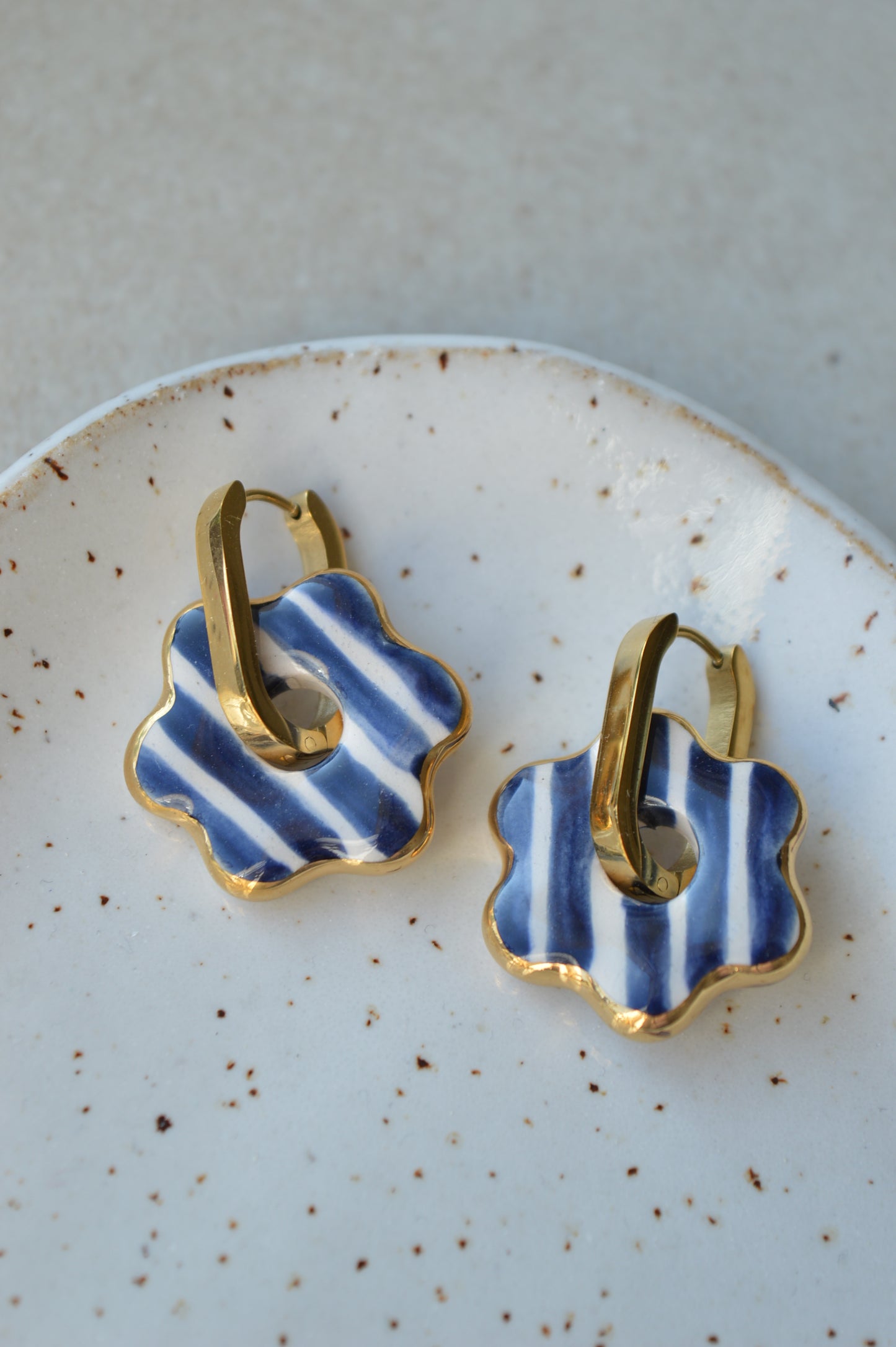 Hoop Earrings No. 94