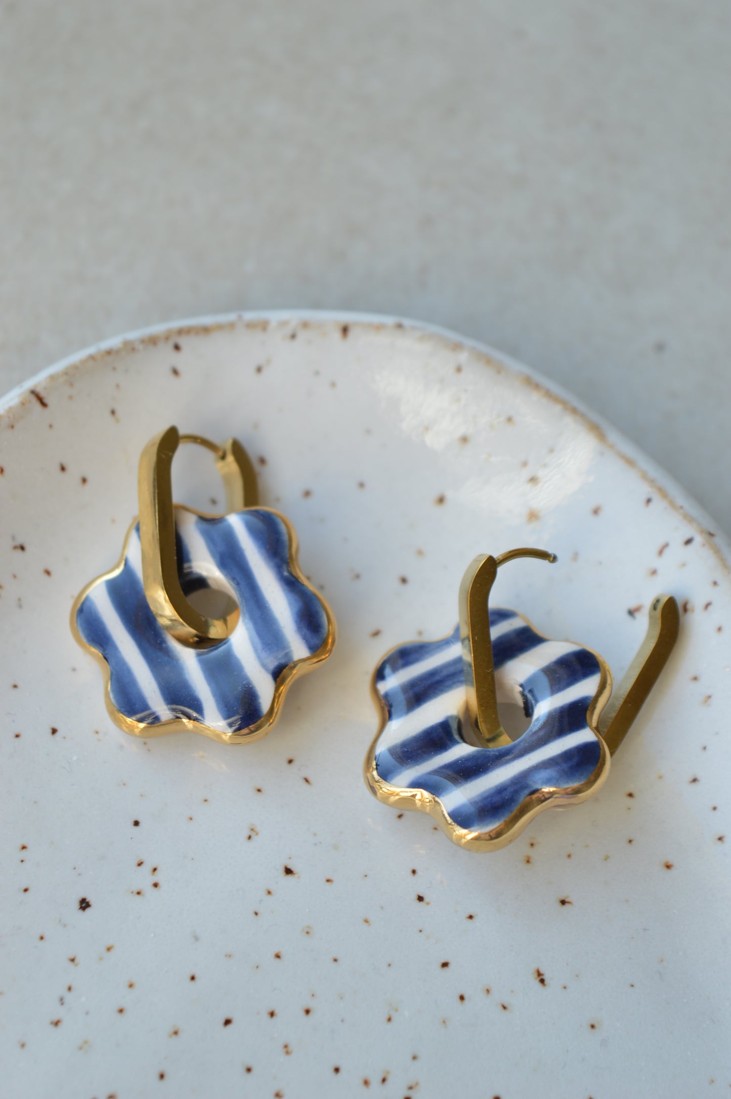 Hoop Earrings No. 94