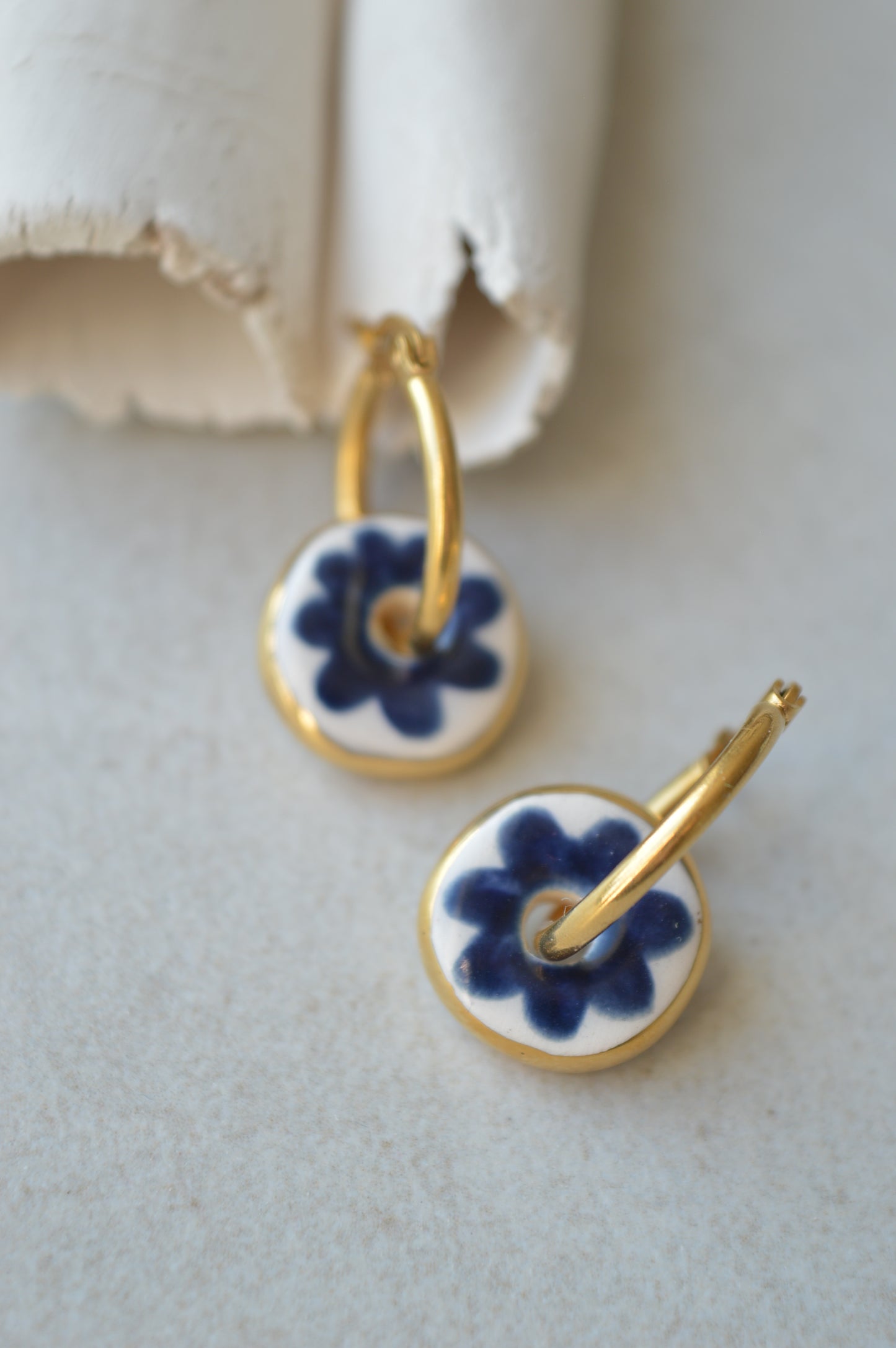 Hoop Earrings No. 91