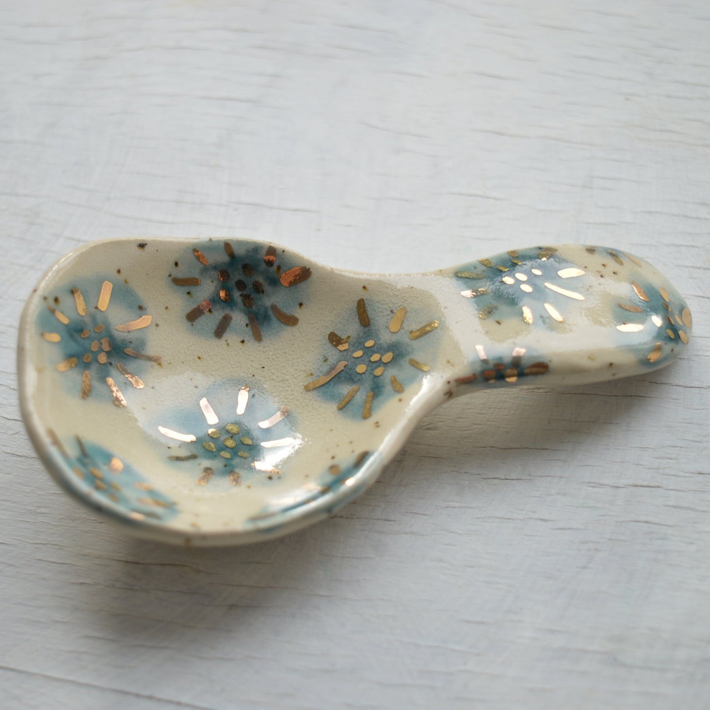 Ceramic scoop Nr. 13