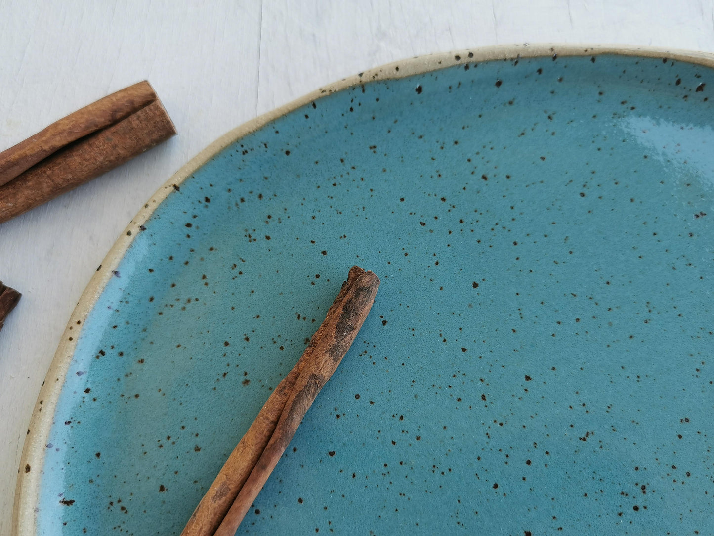 Medium sized plate No. 1