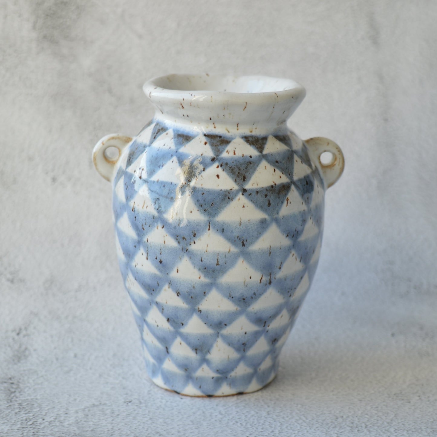 Amphora vase