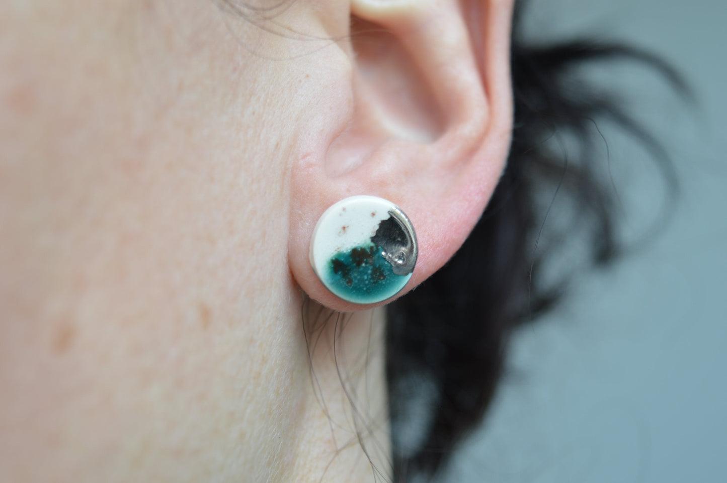 Stud earrings No. 10