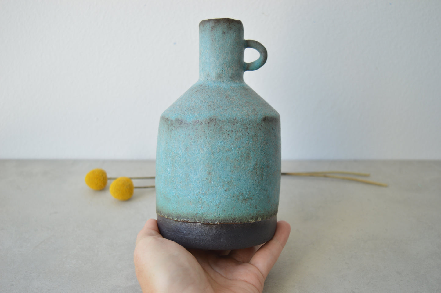 Bottle vase