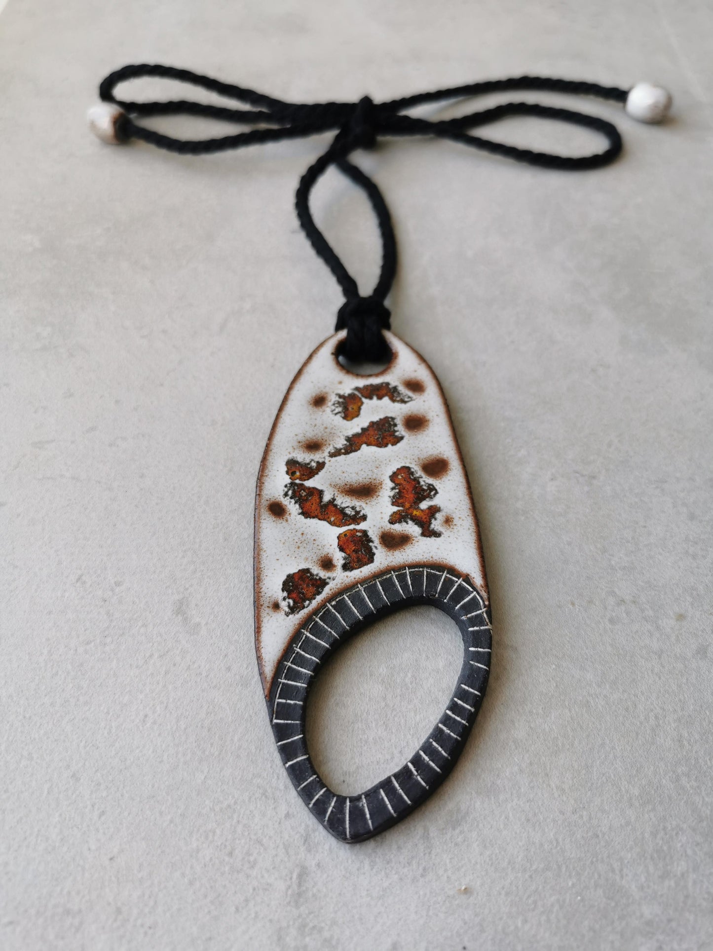 Charna necklace No. 25