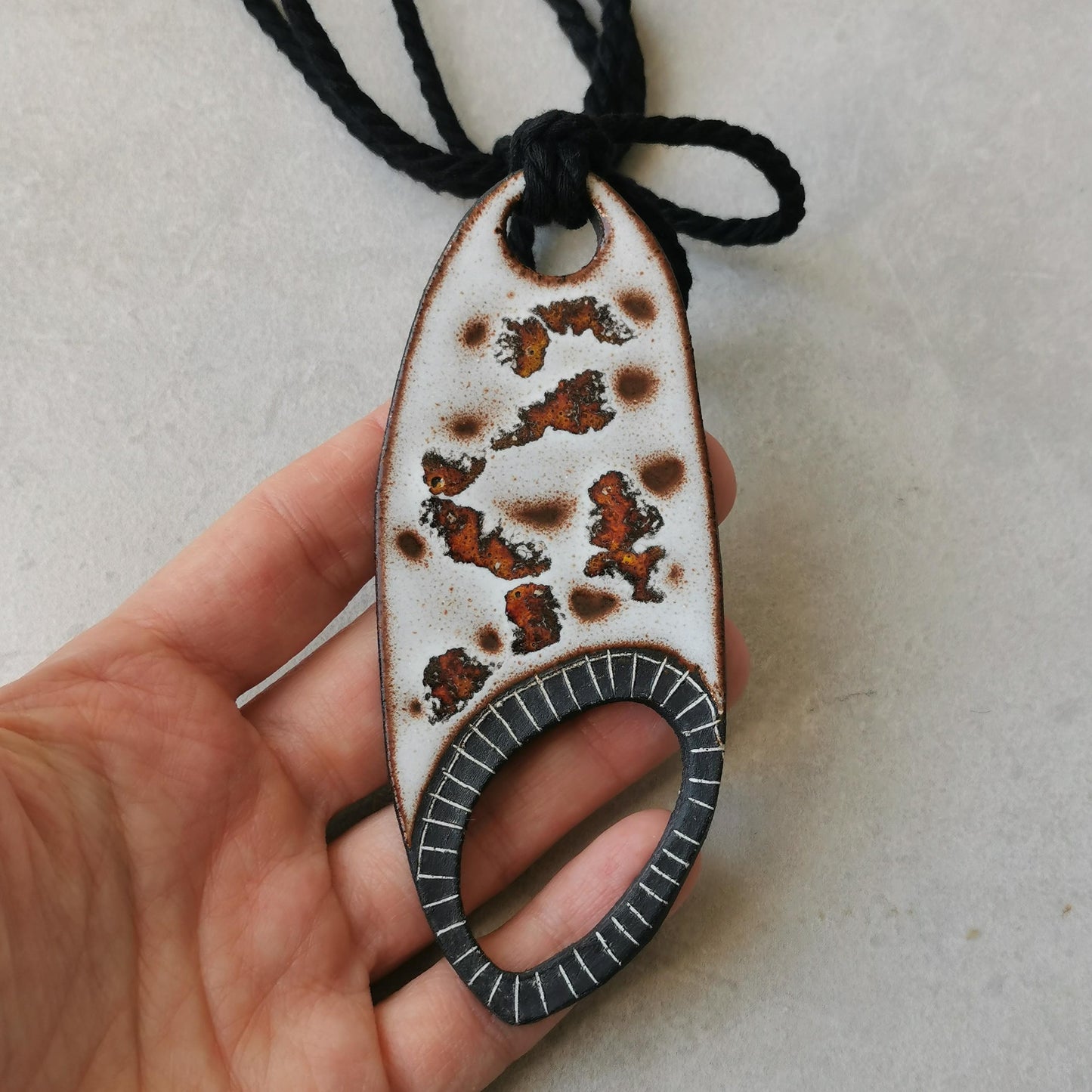 Charna necklace No. 25