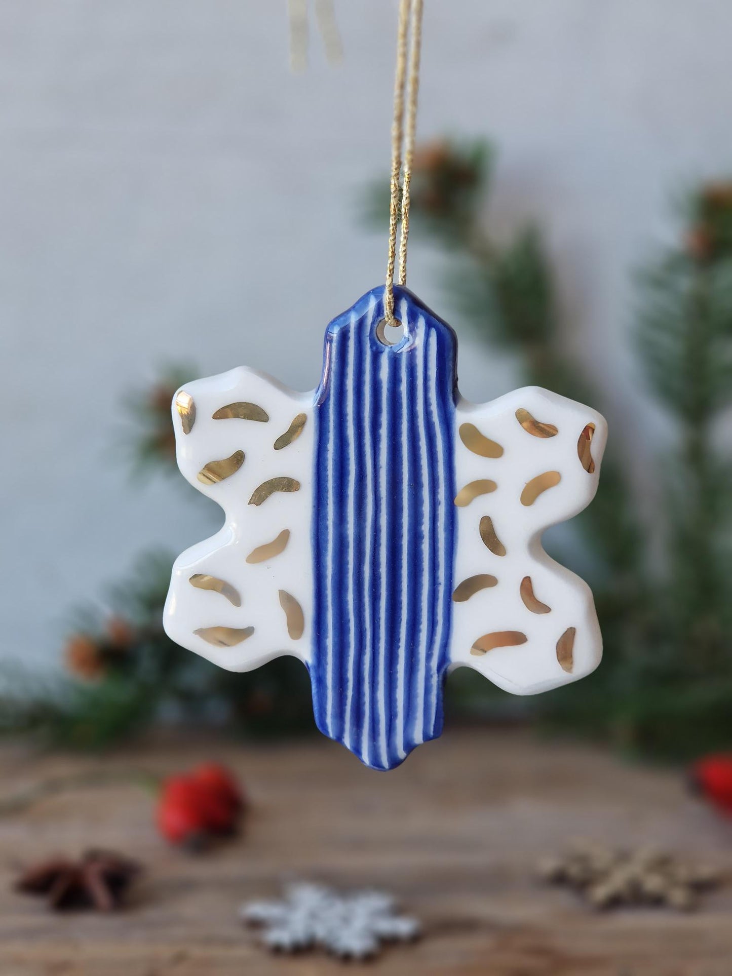 Snowflake ornament No. 7