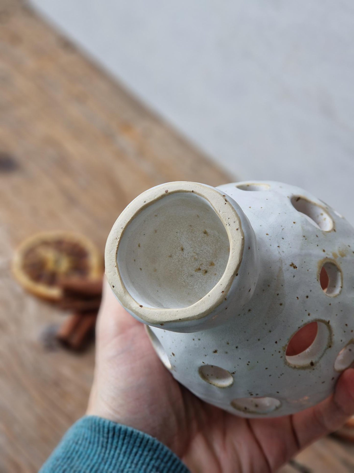 Ceramic tealight holder Nr. 2