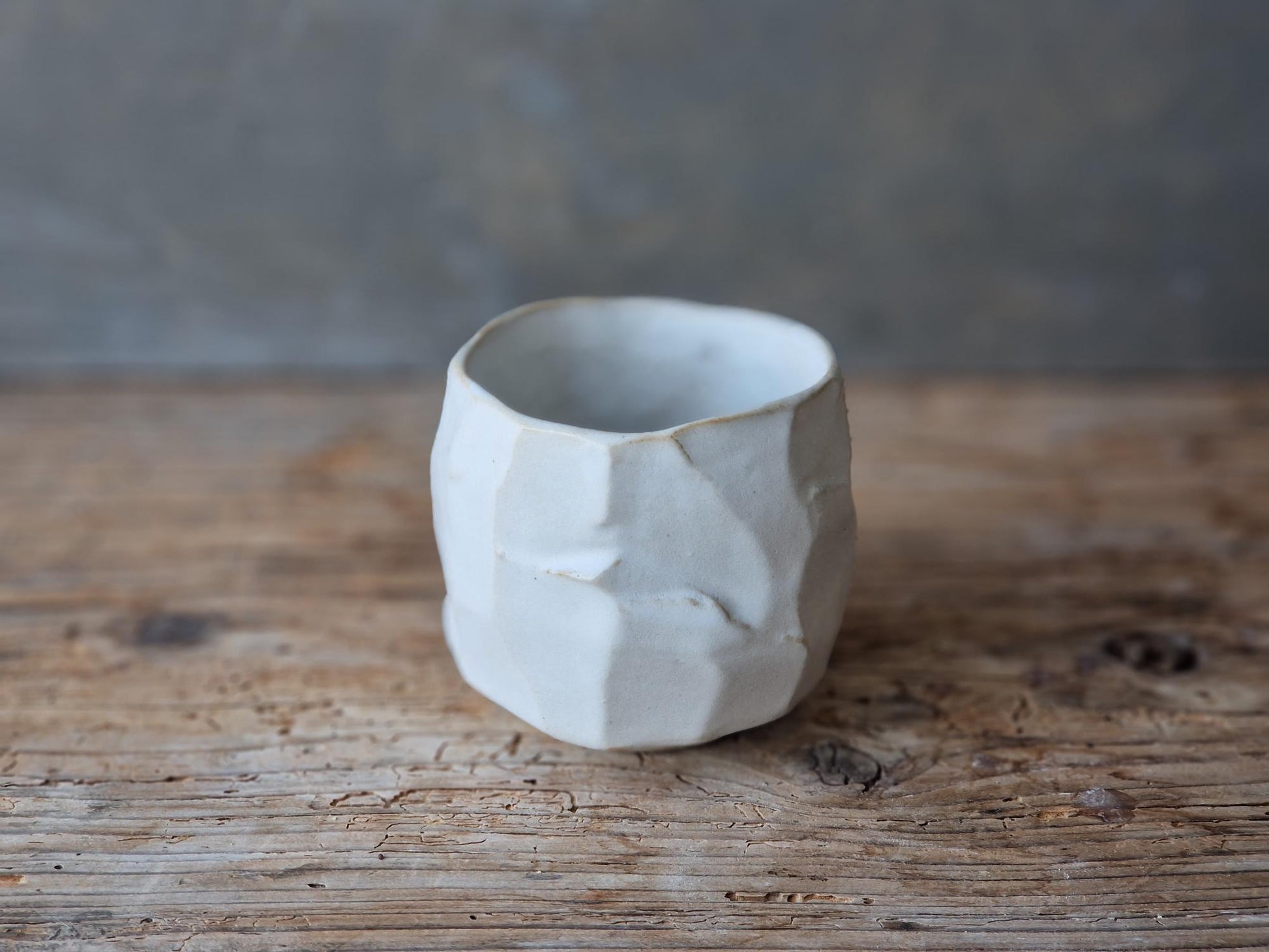 white kurinuki cup