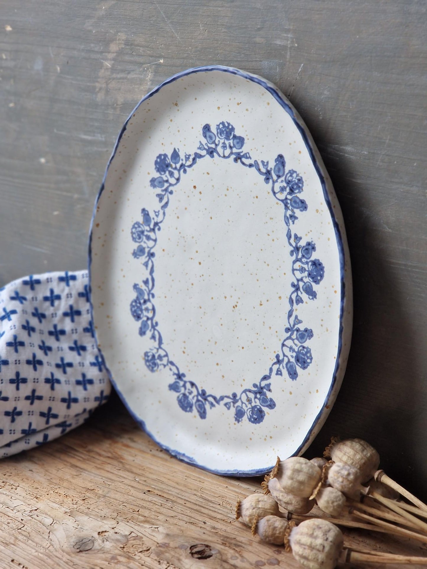 Folk Art Serving Platter Nr. 2