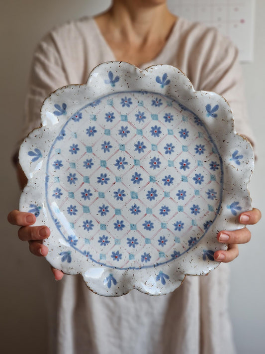 Scalloped large floral platter Nr. 2