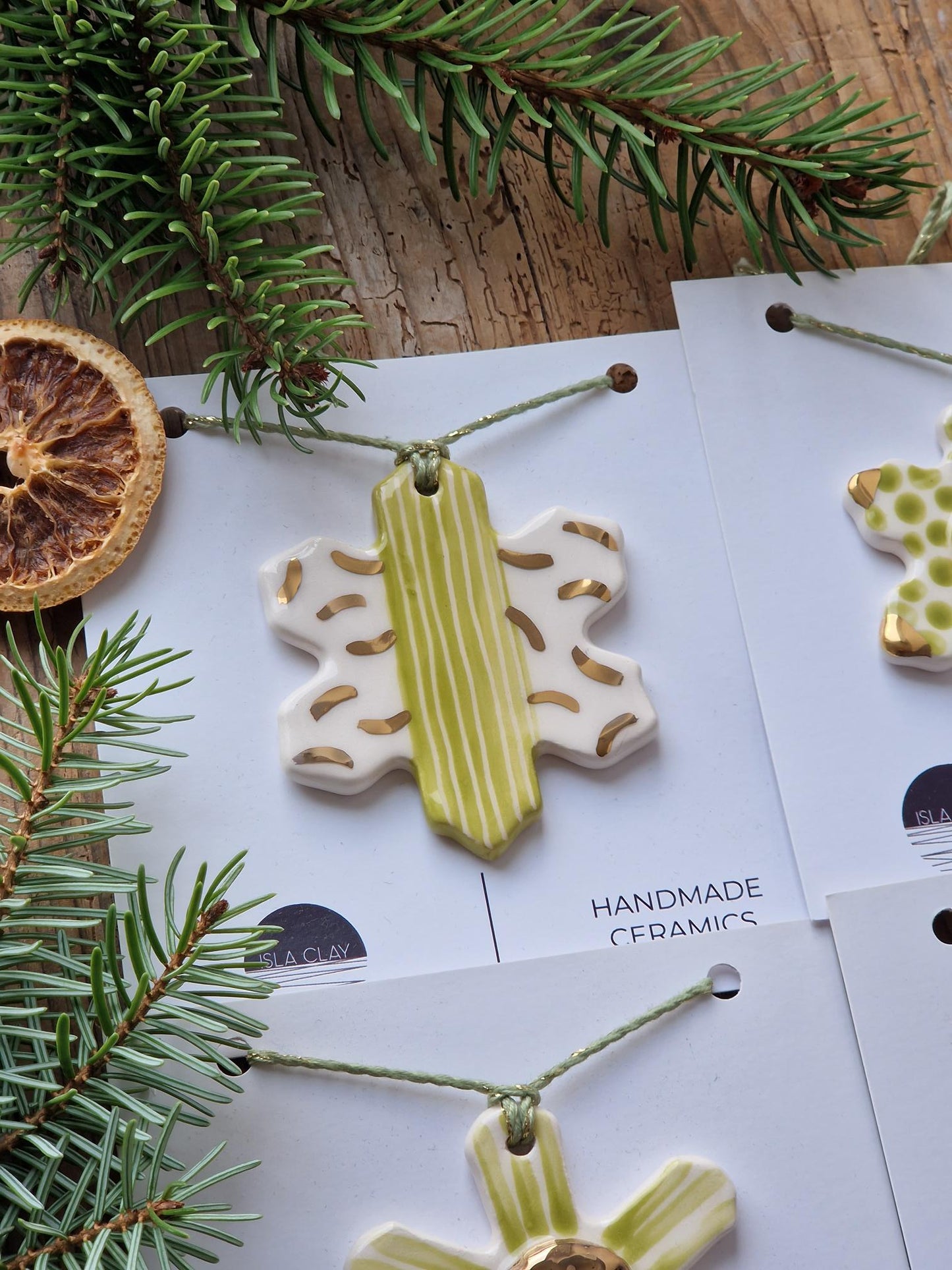 Set of 4 Christmas ornaments - green