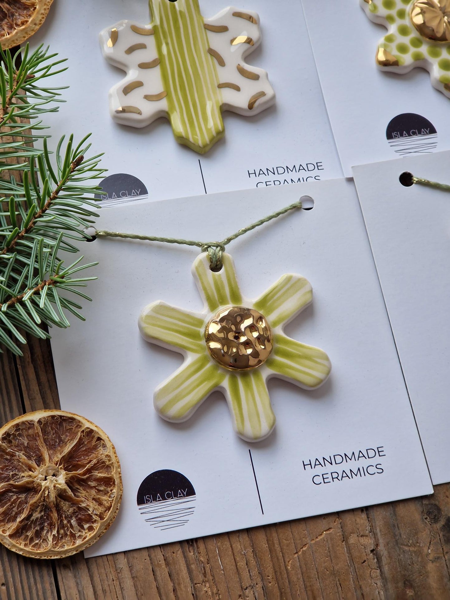 Set of 4 Christmas ornaments - green