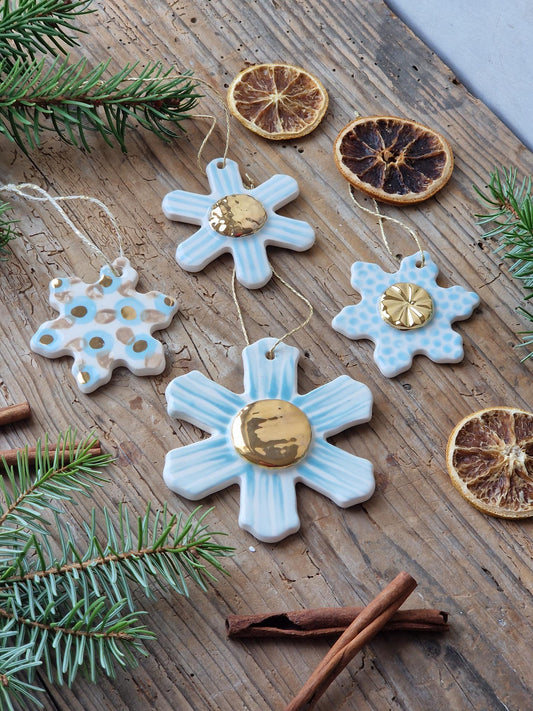 SET of 4 Christmas ornaments - light blue Nr. 1