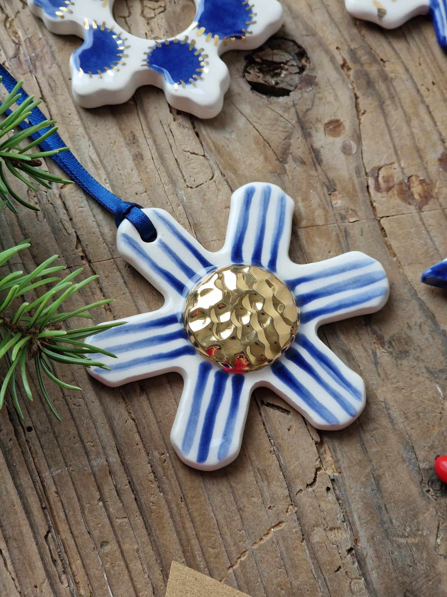 SET of 4 Snowflake ornaments
