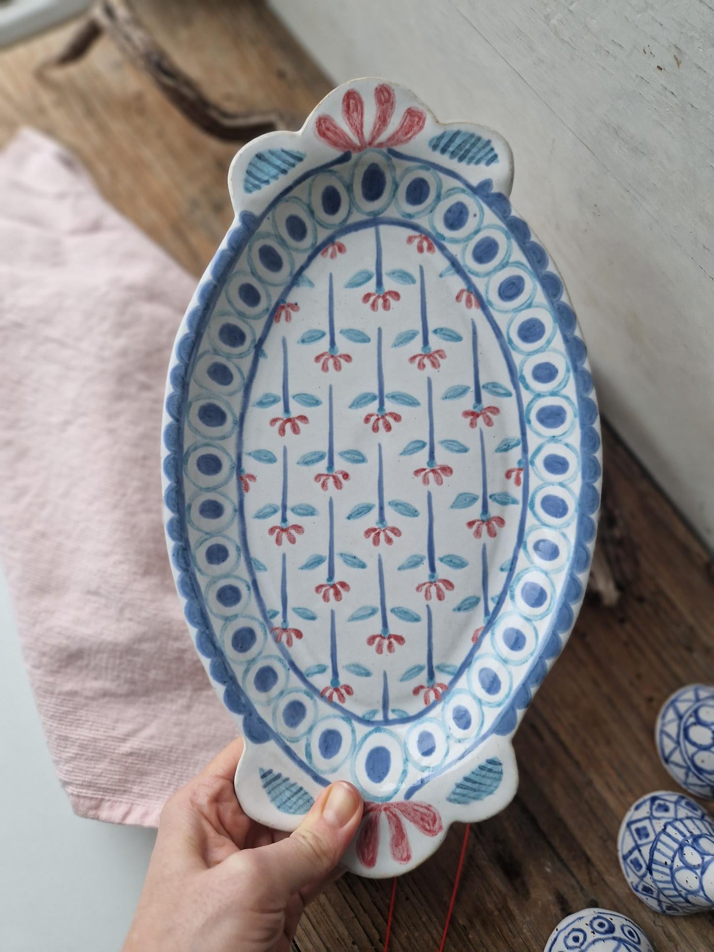 Floral oval ceramic tray Nr. 2