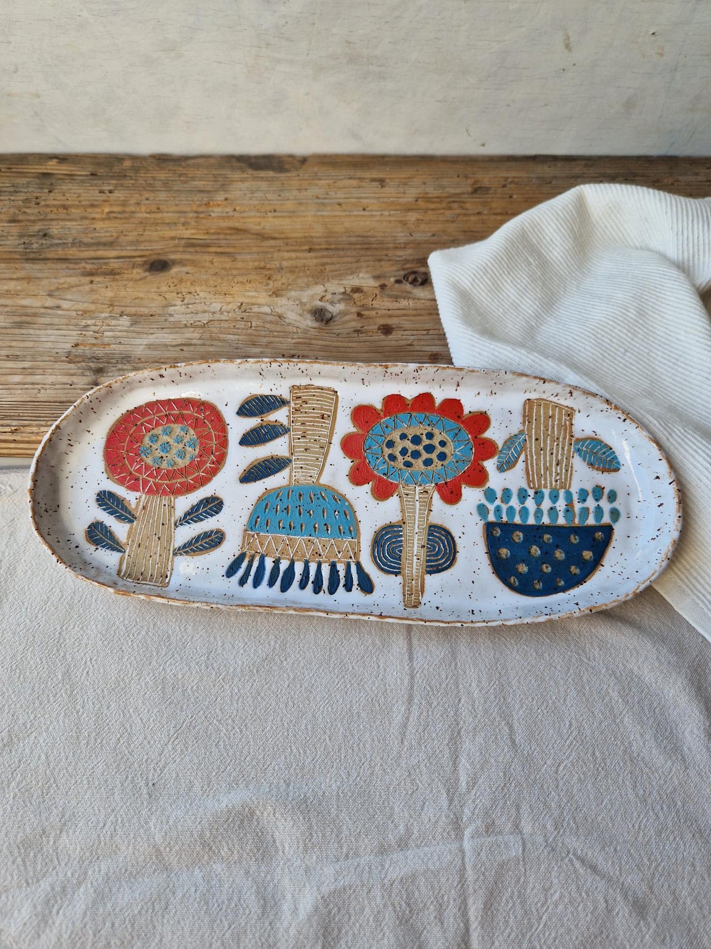 Long floral tray