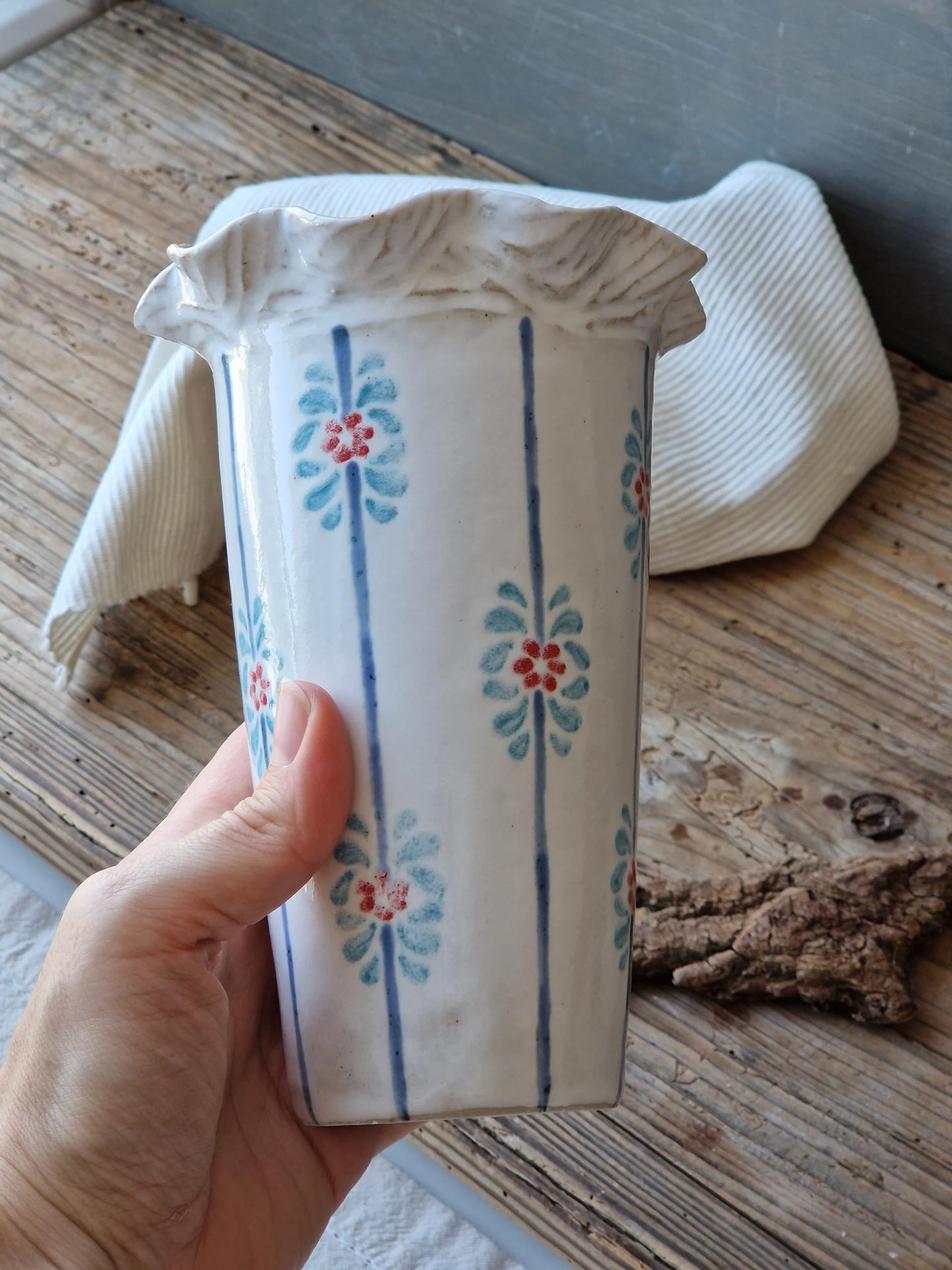 Wavy Floral Vase