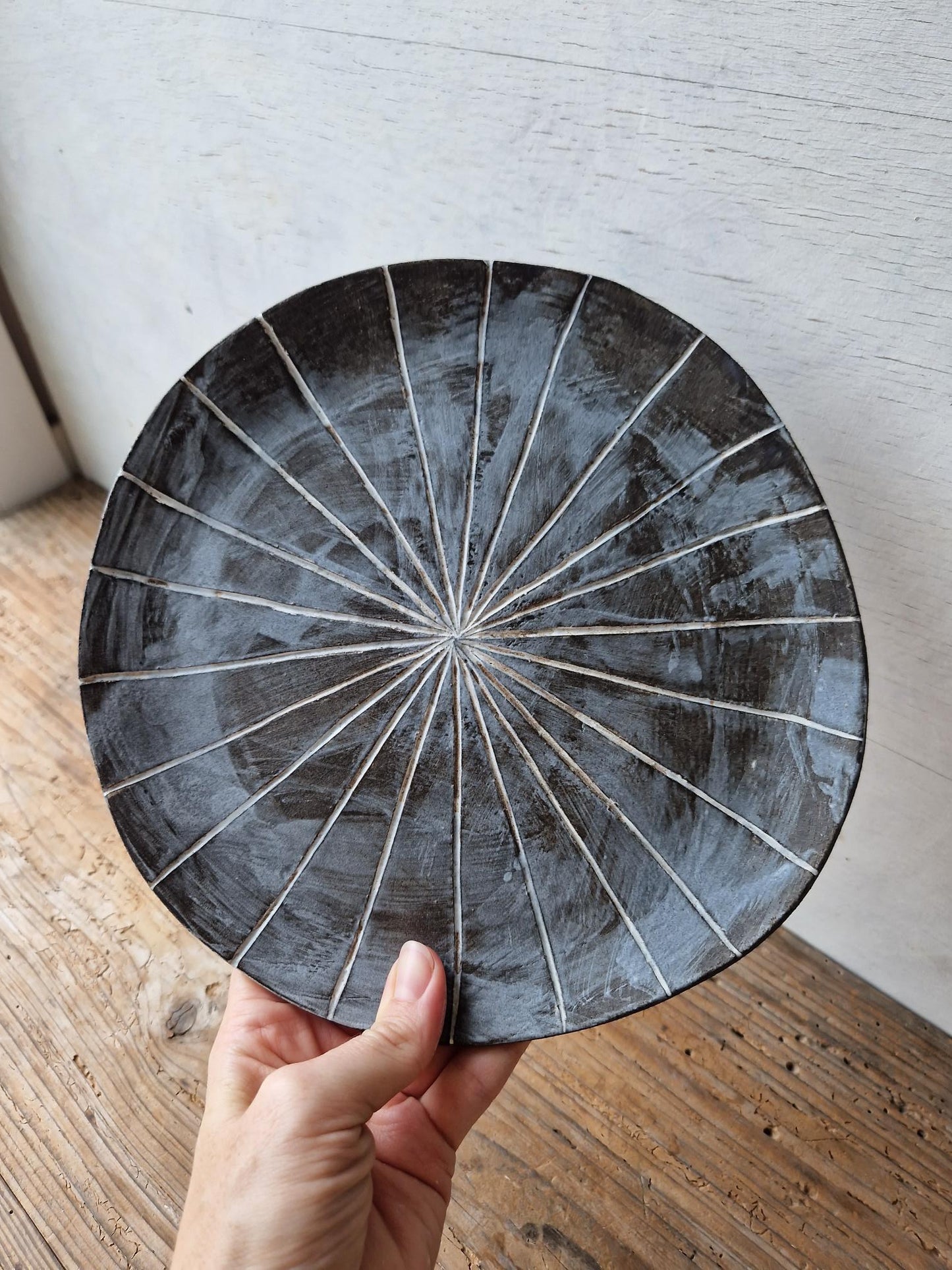 Slightly Flawed: Geometric Plate