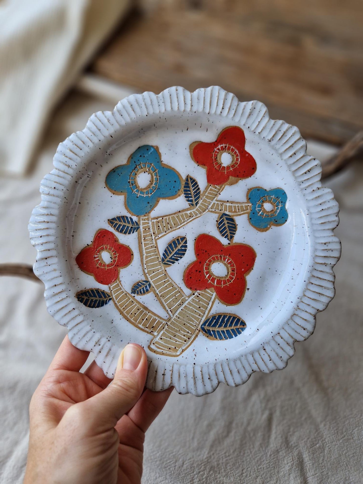 Scalloped (Wall) Plate