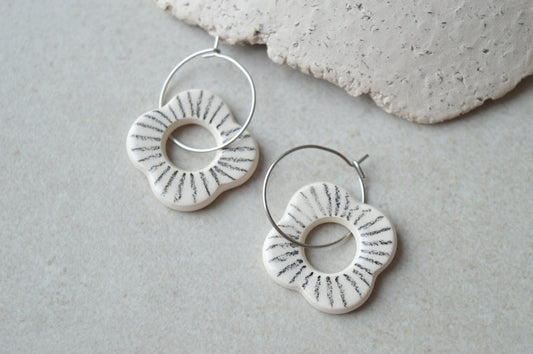 Drop earrings - pencil lines