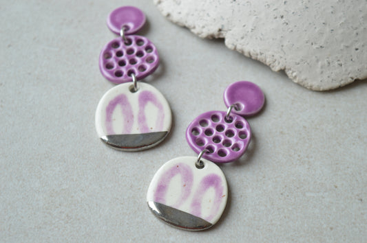Long earrings in purple