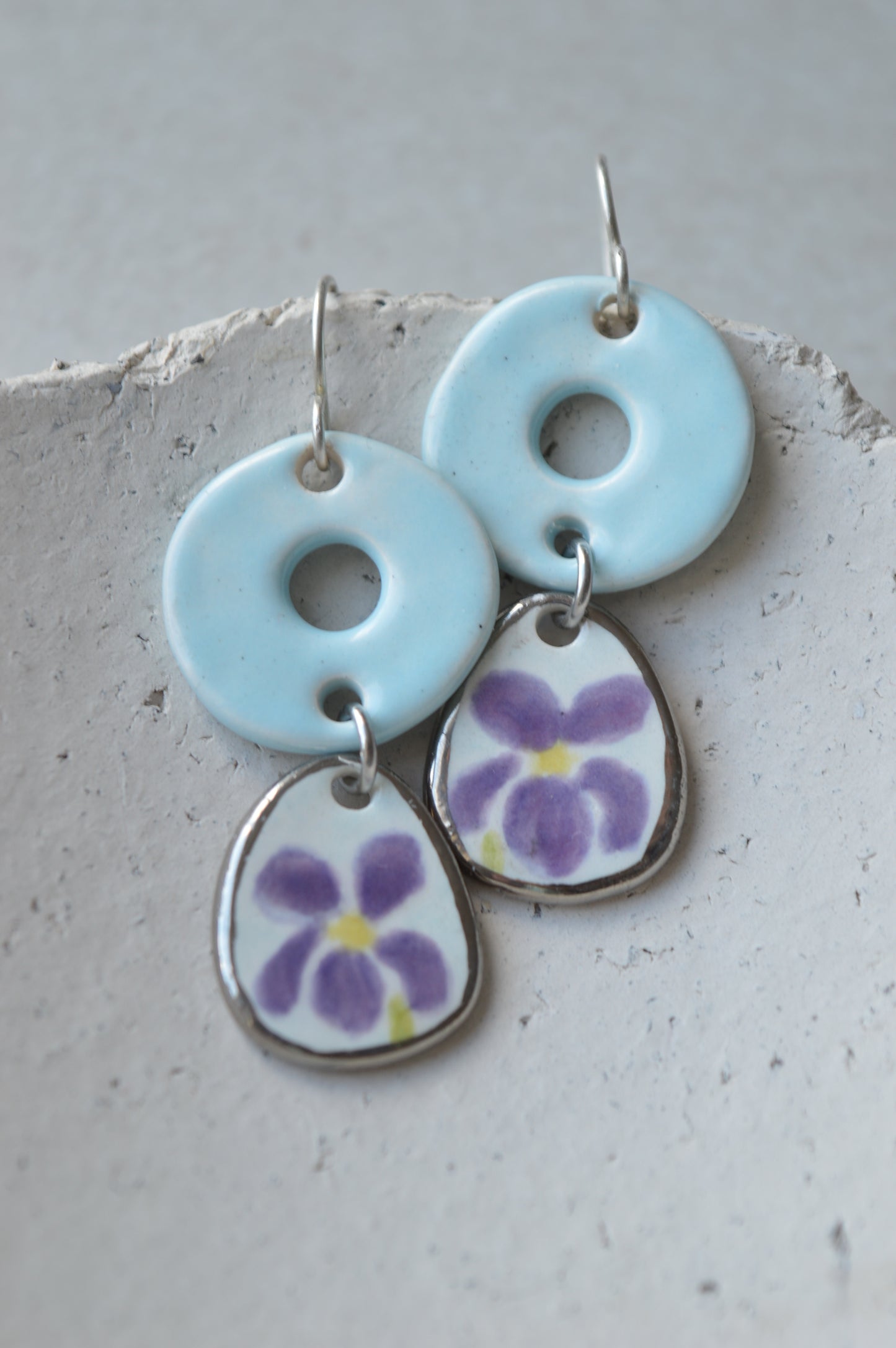 Drop earrings - violets