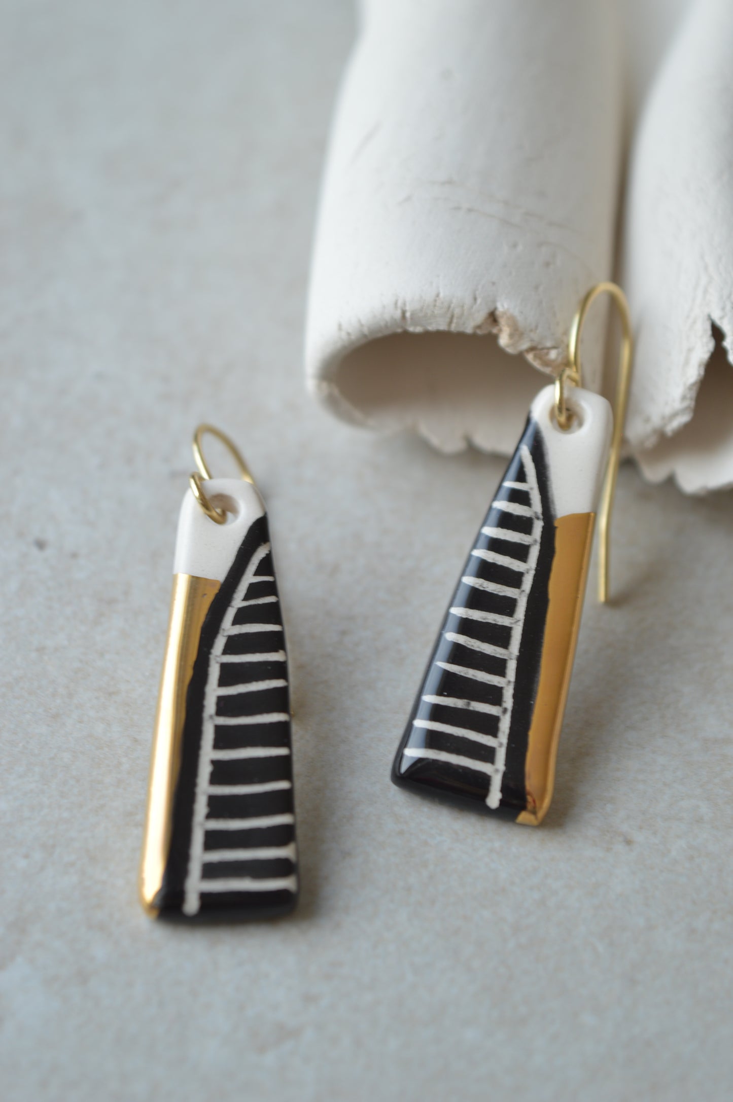Ceramic Earrings No. 115