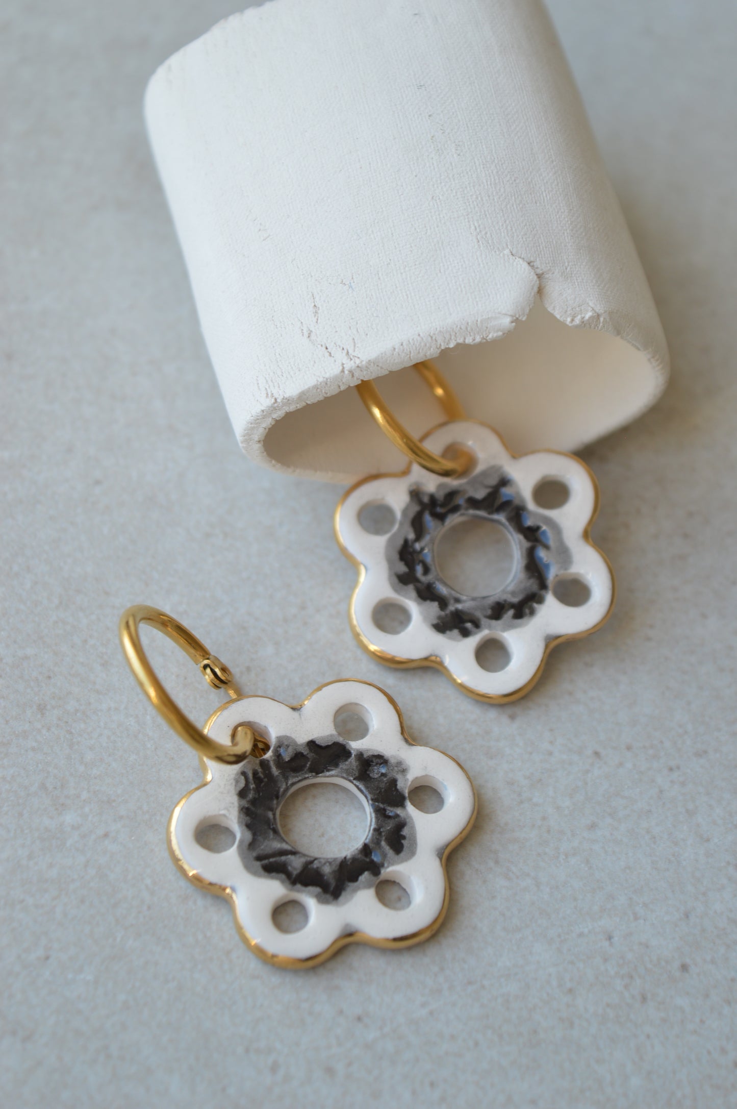 Ceramic Earrings No. 95