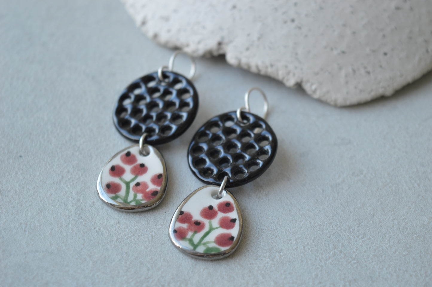 Drop earrings - berries
