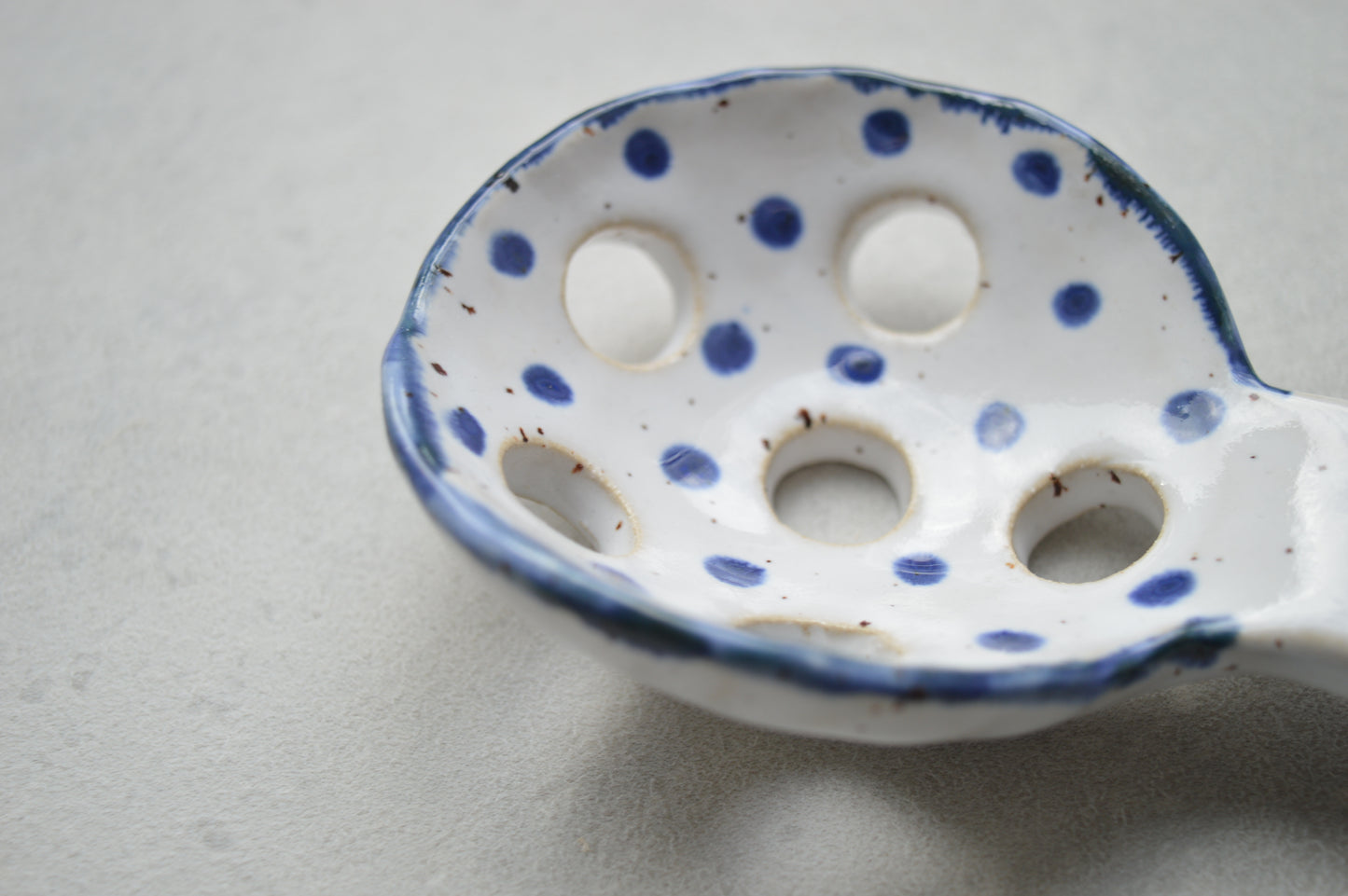 Ceramic scoop Nr. 3