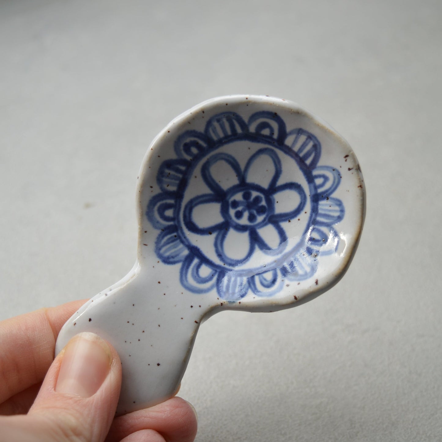 Ceramic scoop Nr. 4