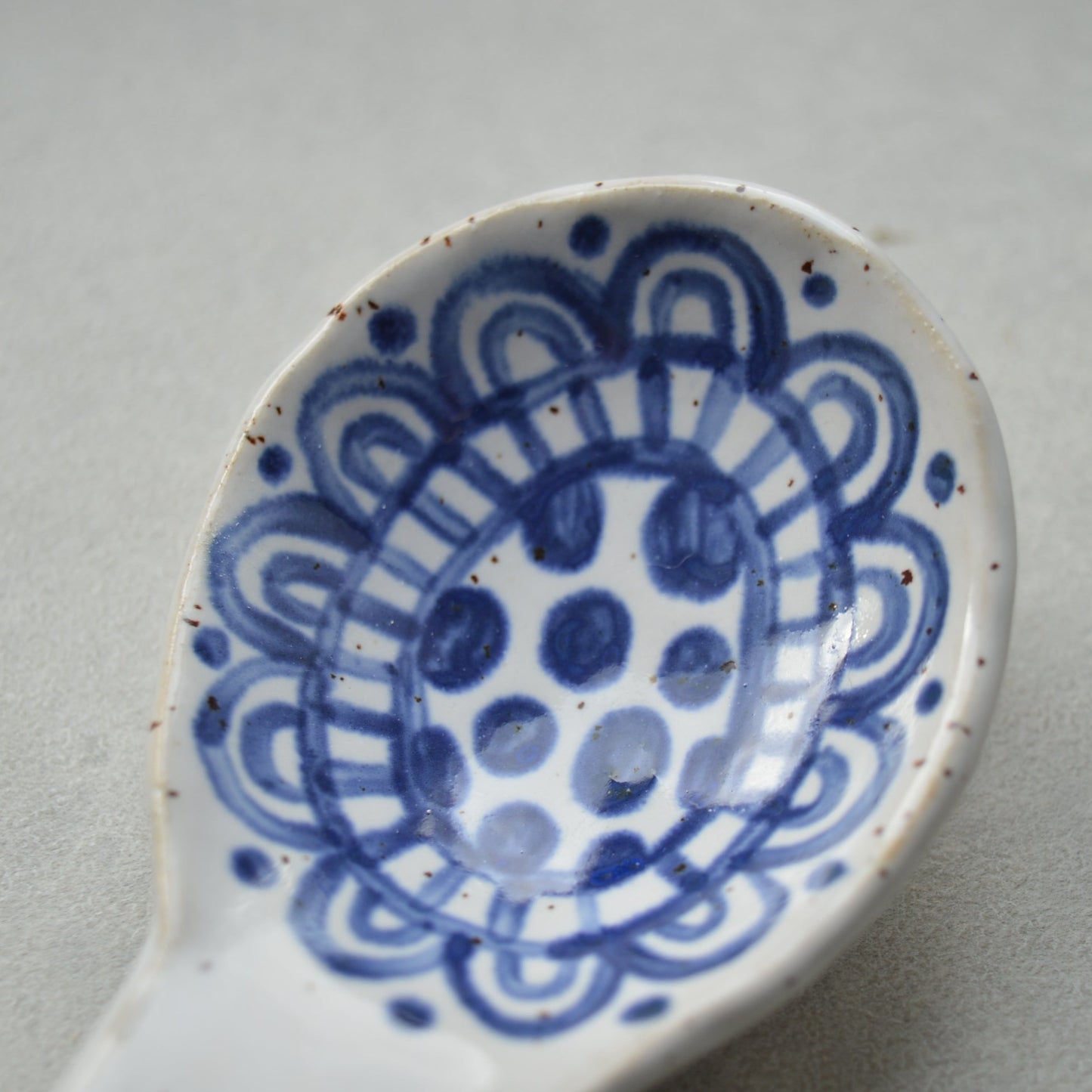 Ceramic scoop Nr. 8