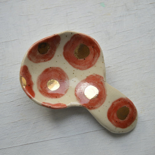 Ceramic scoop Nr. 11