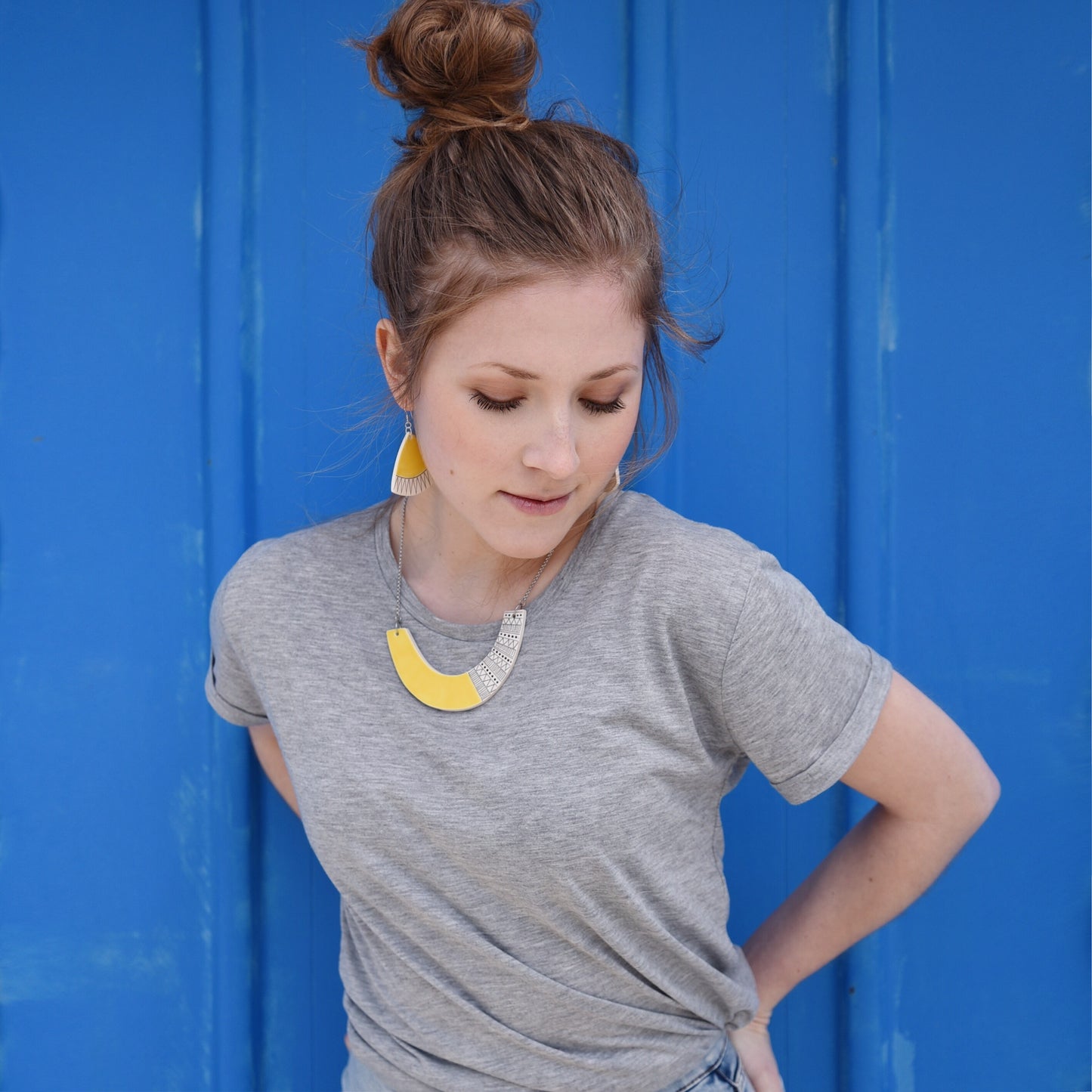 Geometric ceramic statement necklace