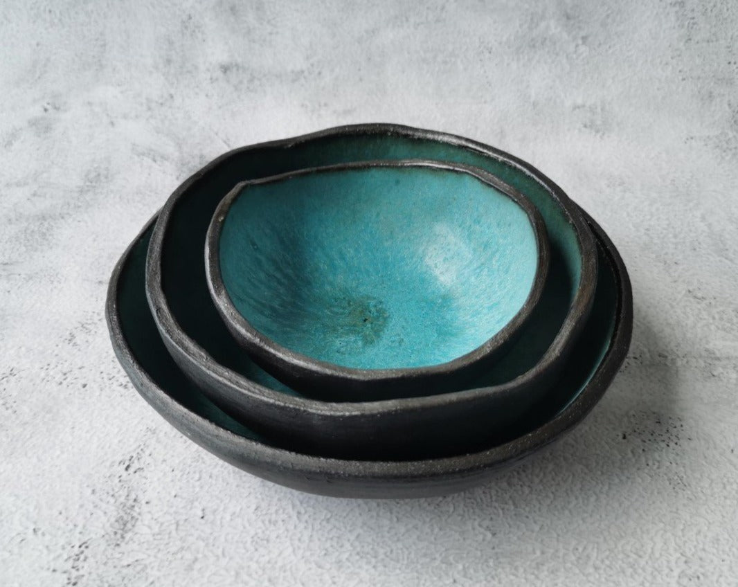 handmade ceramic nesting bowls