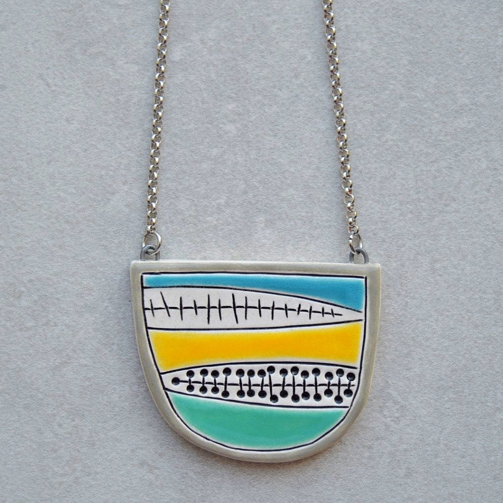 Halfcircle necklace - Leaf